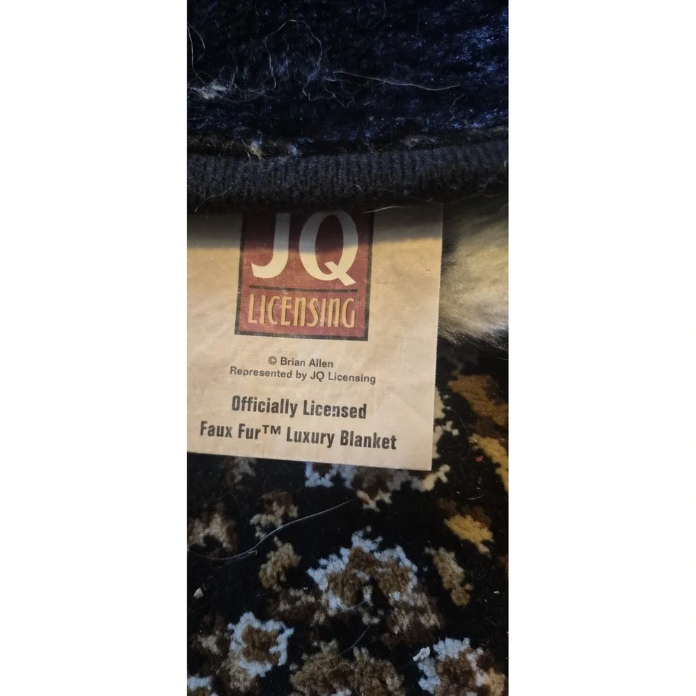 Regal Comfort JQ Licensing Eagle Blanket USA Flag Plush Faux Fur Throw Patriotic